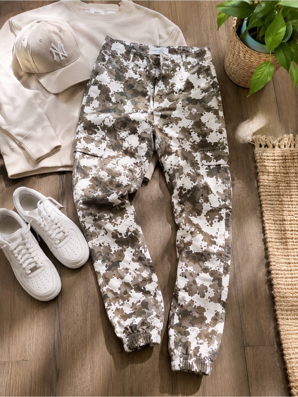 ASOS Design Men’s Abstract Camo Cargo Jogger Pants W29 L32 100% Cotton